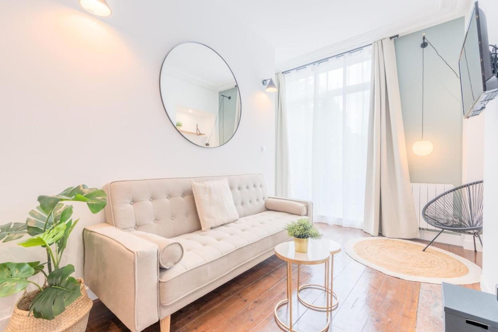 Renovated Apartment 3Bed 2Bath リール エクステリア 写真