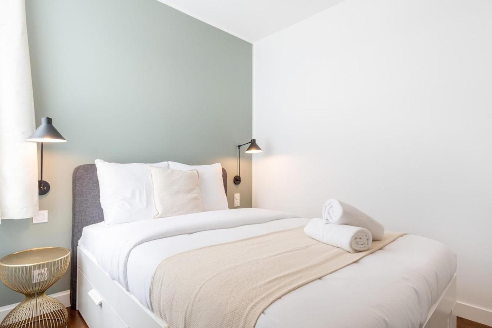 Renovated Apartment 3Bed 2Bath リール エクステリア 写真