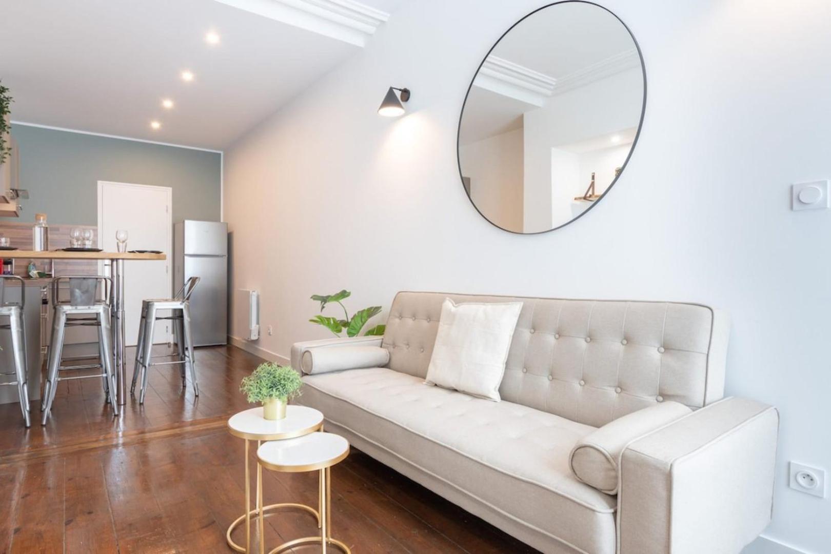 Renovated Apartment 3Bed 2Bath リール エクステリア 写真