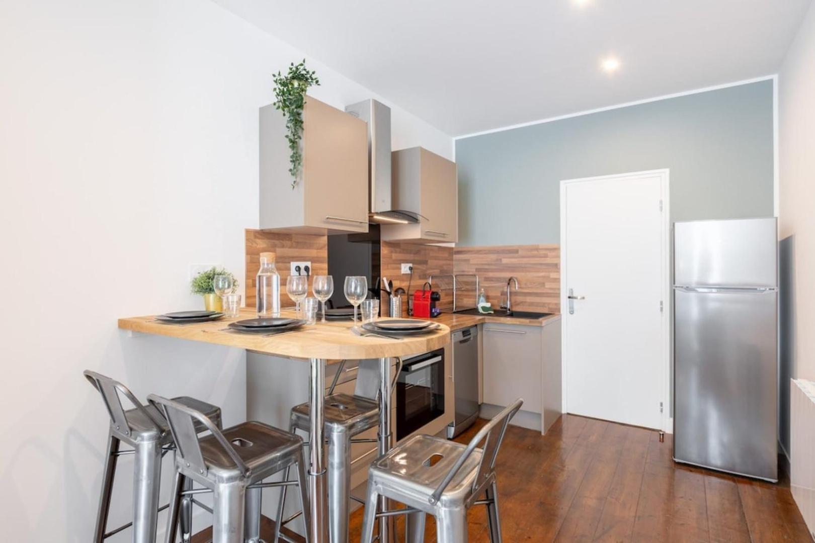 Renovated Apartment 3Bed 2Bath リール エクステリア 写真